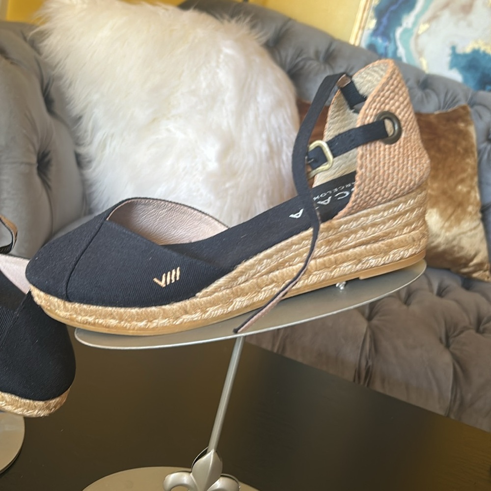 Viscata Barcelona Wedges - Picture 3 of 11